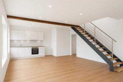 Frisch sanierte 3-Zimmer-Maisonettewohnung mit Stellplatz, Garten und Einbauküche