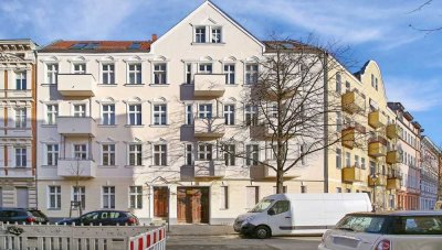 Sanierter Altbau mit zwei Zimmern, kleiner Balkon und viel Charme