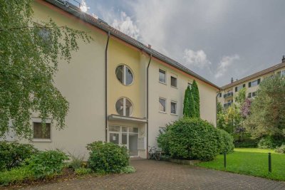 Helle 4-Zimmer Dachgeschosswohnung mit Balkon in Schramberg