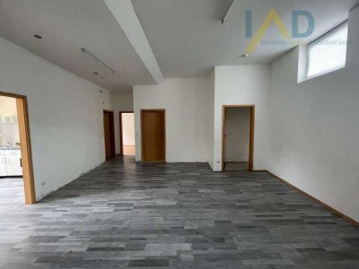 Reihenbungalow mit Renovierungspotential mit 3 Zimmern im beliebten Viertel Hennenbach zu verkaufen