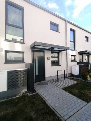 Charmantes Reihenhaus mit 4 Zimmern in Wiesbaden-Nordenstadt
