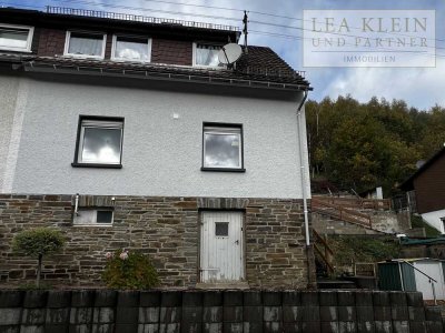 Kleines Haus mit Charme in Niederfischbach – sonnige Terrasse, gute Substanz, ruhige Lage