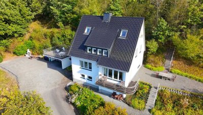 Ein-Zweifamilienhaus in Eslohe-Kückelheim