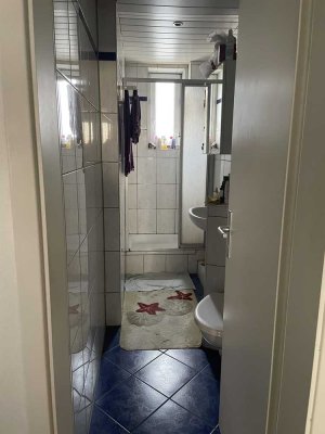 Exklusive, gepflegte 2,5-Raum-Wohnung mit Balkon und Einbauküche in Stuttgart