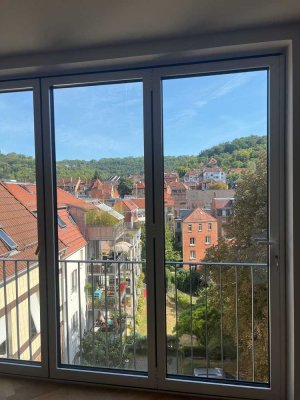 Etwas ganz Besonderes! Stuttgart: Dachgeschosswohnung im Gründerzeithaus