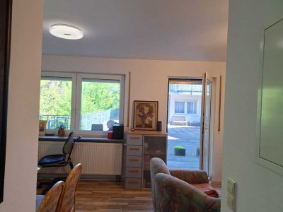 Provisionsfreie Kapitalanlagen - schöne lichtdurchflutete - 2 Zimmer - EG Wohnung