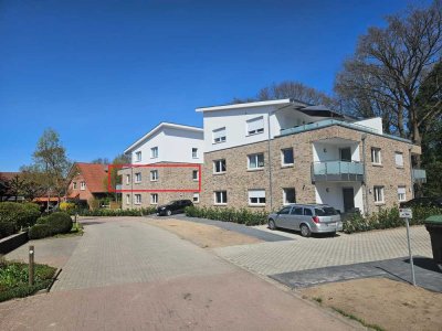 3 Zimmer Wohnung - Küche, Diele, Bad, HWR und Gäste WC