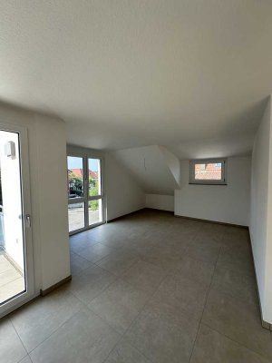 Erstbezug! Traumhafte 4,5-Zimmer-Dachgeschosswohnung in zentraler Lage von Böblingen