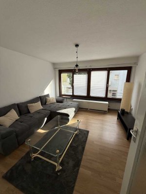 Helle, komplett möblierte 3-Zimmer-Wohnung in ruhiger Lage, 6 Monate Untermiete