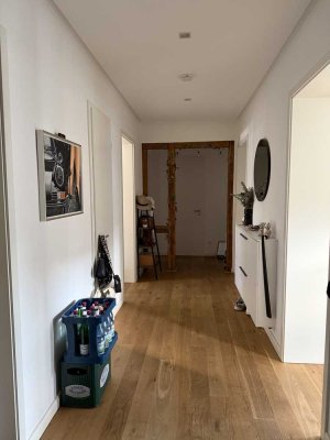 3-Zimmer Wohnung mit Balkon im 1. OG in Erfurt Altstadt