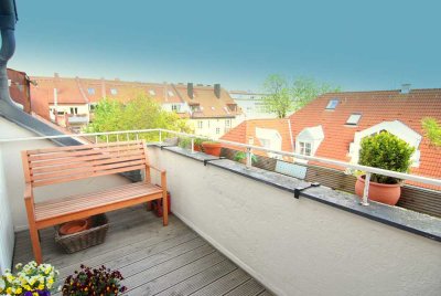 Mitten im Zentrum - 3 Zimmer - Altbau - DG-Wohnung mit Südbalkon