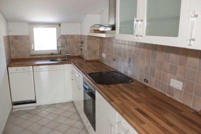 Schöne und gepflegte 3-Zimmer Dach-Terrassenwohnung in Puchheim Bhf