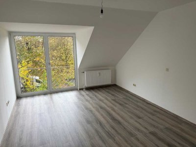Platz für die Familie - frisch renovierte 3-Zimmer-Wohnung am Hageberg