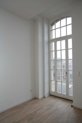 Mega Loft *Plagwitz I hohe Decken I TG Stellplatz I Tageslichtbad I Balkon I Aufzug