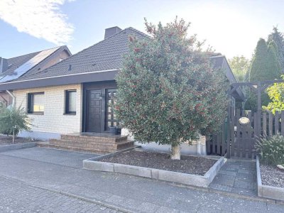 RESERVIERT: Freistehender Bungalow mit viel Platz zum Wohlfühlen"
Garage, wunderschönes Grundstück,