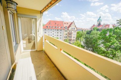 Helle 3-Zi. Wohnung mit Klimaanlage und Loggia in zentraler Lage von Nürnberg