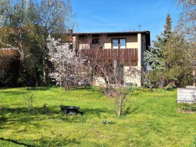 Einfamilienhaus mit 700m² Grundstück (Teilungsentwurf)