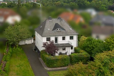 Stadtvilla mit großem Grundstück