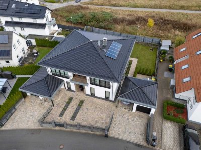 Exklusives & Modernes Einfamilienhaus Baujahr 2014 mit 274qm Wohnfläche in Lüdenscheid zu verkaufen!