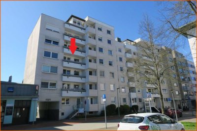 Große Drei-Zimmer-Eigentumswohnung am Geestemünder Neumarkt mit Fahrstuhl
