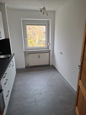 Helle 3-Zimmer Wohnung mit Balkon im 3. OG in Regensburg-Westenviertel