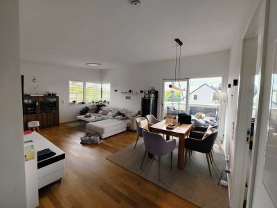 Exklusive Wunderschöne 3-Zimmer-DG-Penthousewohnung
