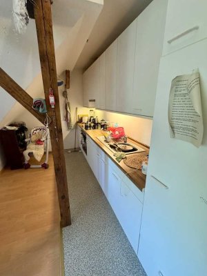 Schöne 2-Raum-Wohnung mit großem Gartenanteil zur eigenen Gestaltung