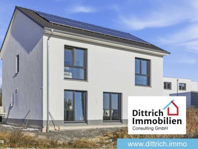 Hochwertiges Neubau-Einfamilienhaus mit großzügigem Raumkonzept in Ölbronn-Dürrn