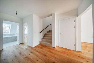 LICHTDURCHFLUTETER WOHNKOMFORT - 4-ZIMMER-WOHNUNG MIT TERRASSE