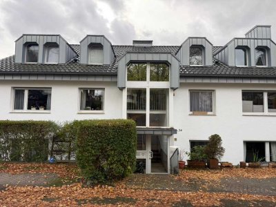Moderne Dachgeschosswohnung in ruhiger, grüner Lage von Bergisch Gladbach