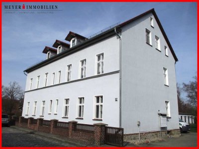 Zweitbezug nach Sanierung: Gemütliche 3-Zimmerwohnung mit Garten & Carport & Kirchturmblick