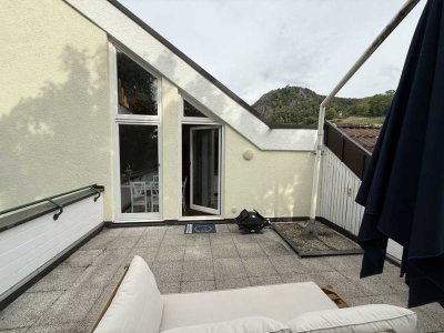 Über den Dächern des Ziepchesplatzes (Rhöndorf)! 3-Zimmermaisonettewohnung mit großer Dachterrasse