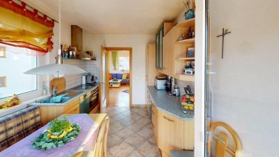 Traumhafte 3-Zimmer-Wohnung mit 2 Balkonen, großer Terrasse und Doppelgarage in Volders, Tirol!