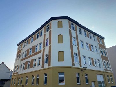 Geräumige Wohnung mit Badewanne und Tageslichtbad!