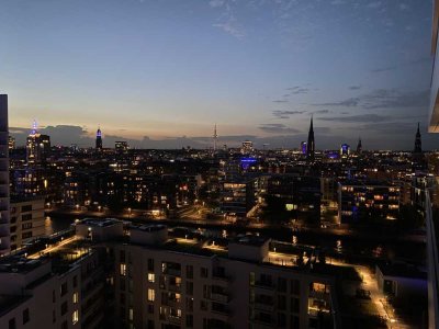 Luxus Wohnung im 13. OG mit „New-York-Feeling"