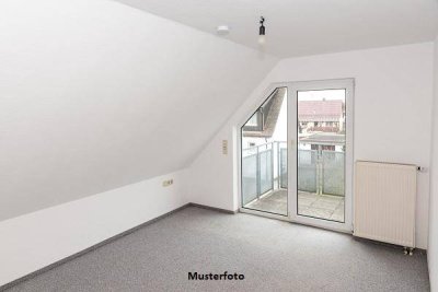 Schöne 3-Zimmer-Wohnung mit Terrasse