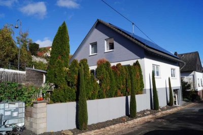 Geräumiges und gepflegtes 6-Zimmer-Haus mit gehobener Innenausstattung in Weiler bei Bingen