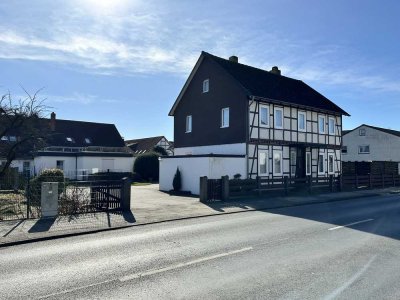 Großzügiges freistehendes Haus mit Garage und Ausbaupotenzial