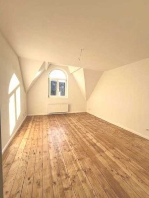 Sanierte 3 Zimmer Altbauwohnung mit Charme in der Koblenzer Altstadt