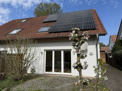 Schöne Doppelhaushälfte im Grünen