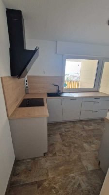 Modern sanierte 2-Zimmer-Wohnung mit 2 Terrassen, Einbauküche & Tiefgarage – 77,6 m² – Schwetzingen