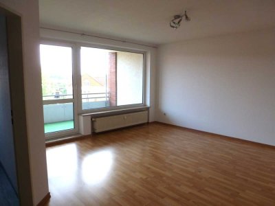 Stilvolle, gepflegte 2-Zimmer-Wohnung mit Balkon und EBK in Garbsen