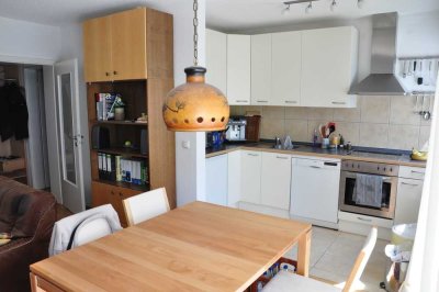 Gepflegte 2-Zimmer-Wohnung mit Balkon und Tiefgarage in Freising