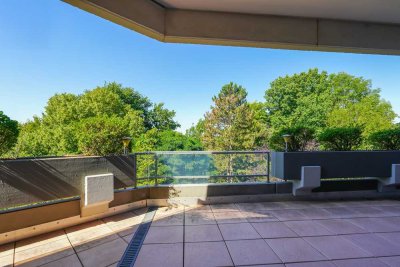 Sonnenverwöhnte Zweizimmer-Wohnung mit Wintergarten in ruhiger Lage von Unterbach!
