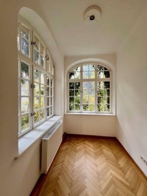 Gersthof /Pötzleinsdorf - charmante Altbauwohnung, 94m2 mit Balkon, Grünblick &amp; Gartenidylle mitten in der Stadt!