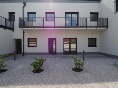 MODERNE WOHNUNG IM EG MIT TERRASSE