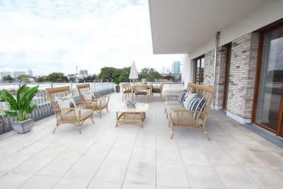 LUXUS HAT EINEN NAMEN: FFM-SACHSENHAUSEN WAIDMANN NO.1 PENTHOUSE DER SUPERKLASSE