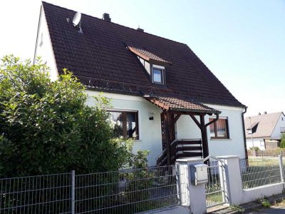 7-Zimmer-Haus in Eckental in ruhiger Wohnlage für ca. 2 Jahre zu vermieten