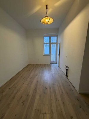 1-Zimmer Wohnung mit Balkon in Düsseldorf-Oberbilk