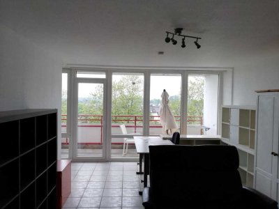 möbliertes Einzimmerapartment mit Einbauküche